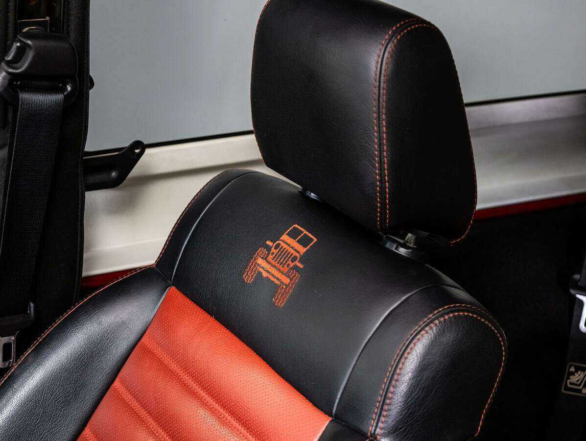 Купить Jeep Wrangler с пробегом. Фото: #17