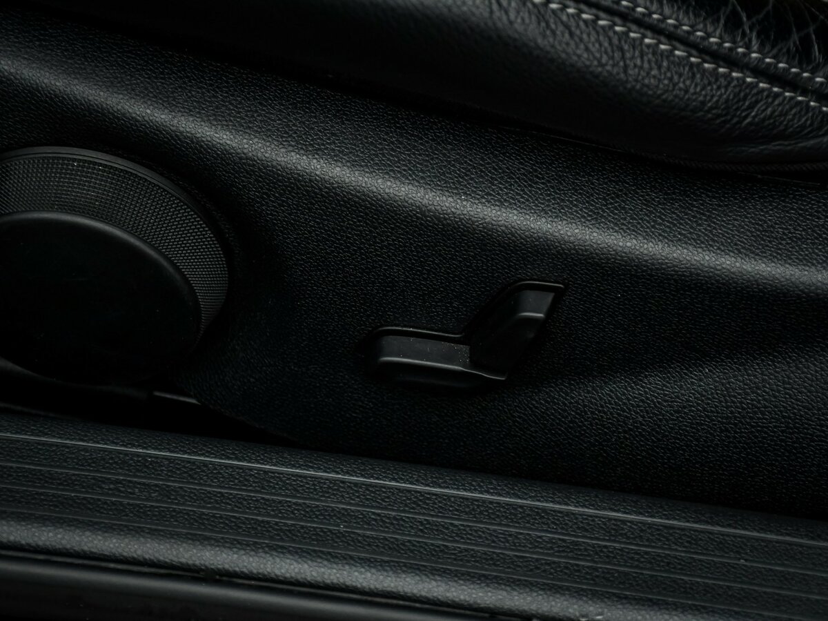 Купить Mercedes-Benz E-Класс с пробегом. Фото: #13