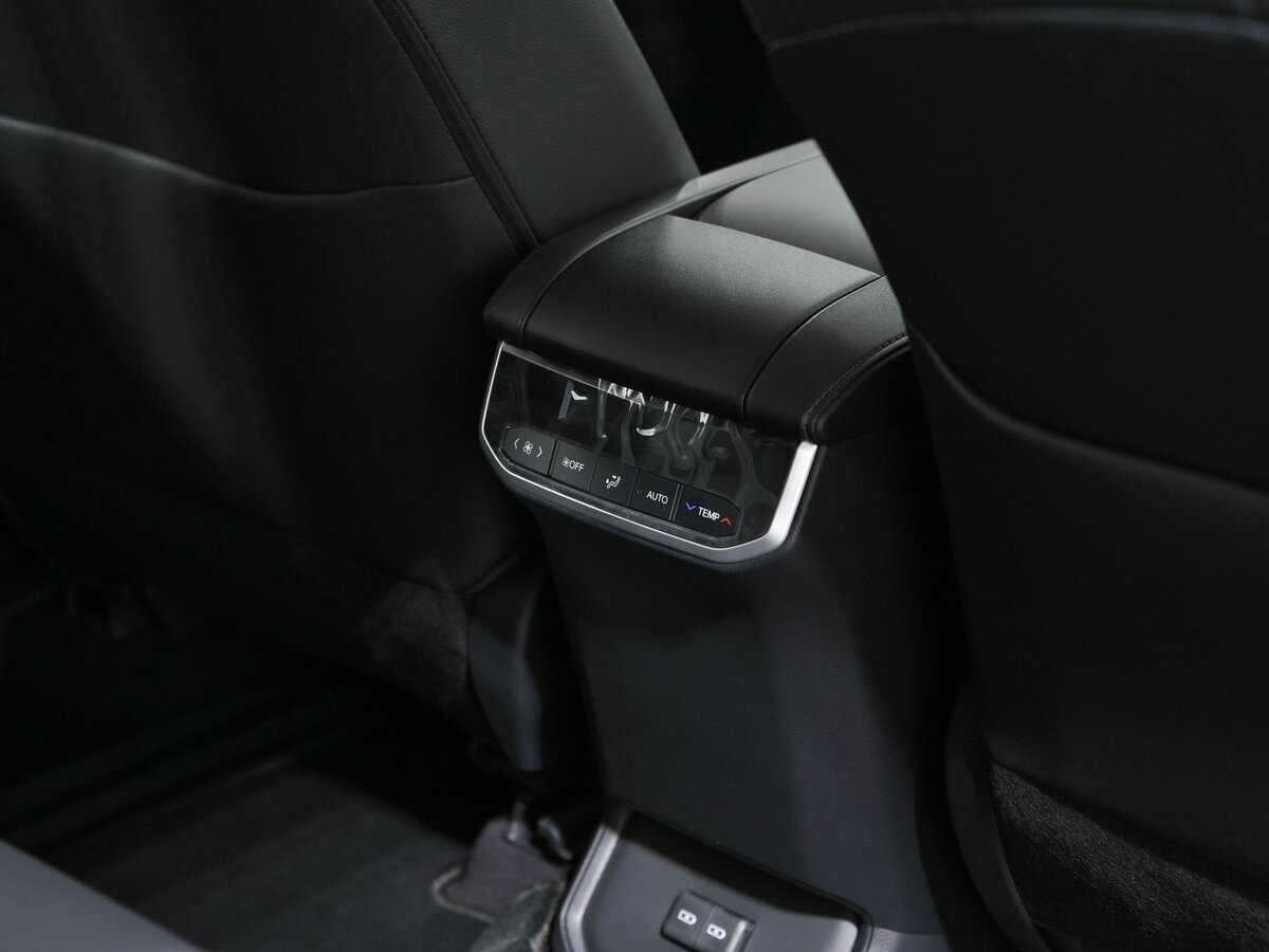 Купить Toyota Highlander с пробегом. Фото: #20