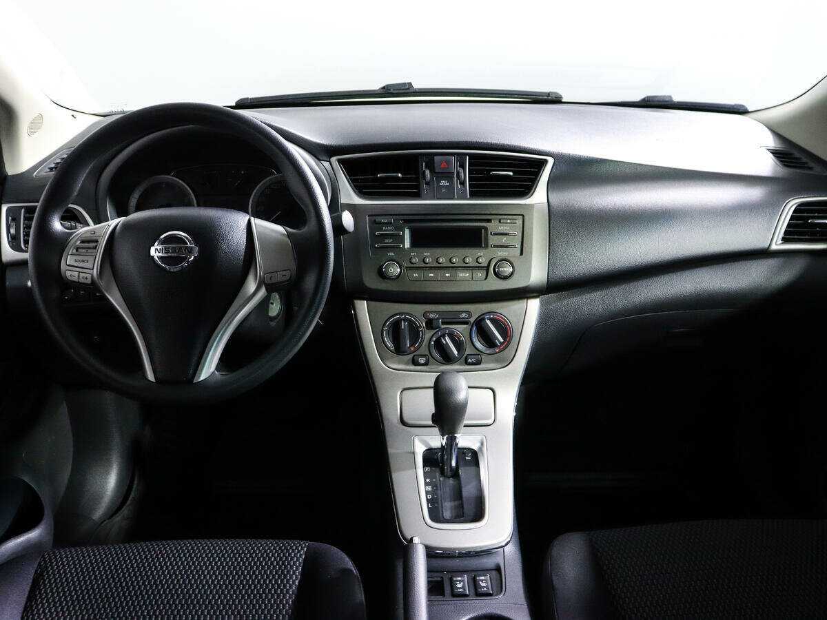 Купить Nissan Sentra с пробегом. Фото: #11