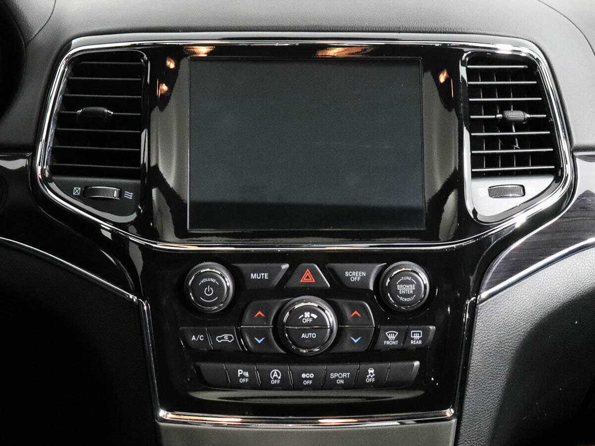 Купить Jeep Grand Cherokee с пробегом. Фото: #12