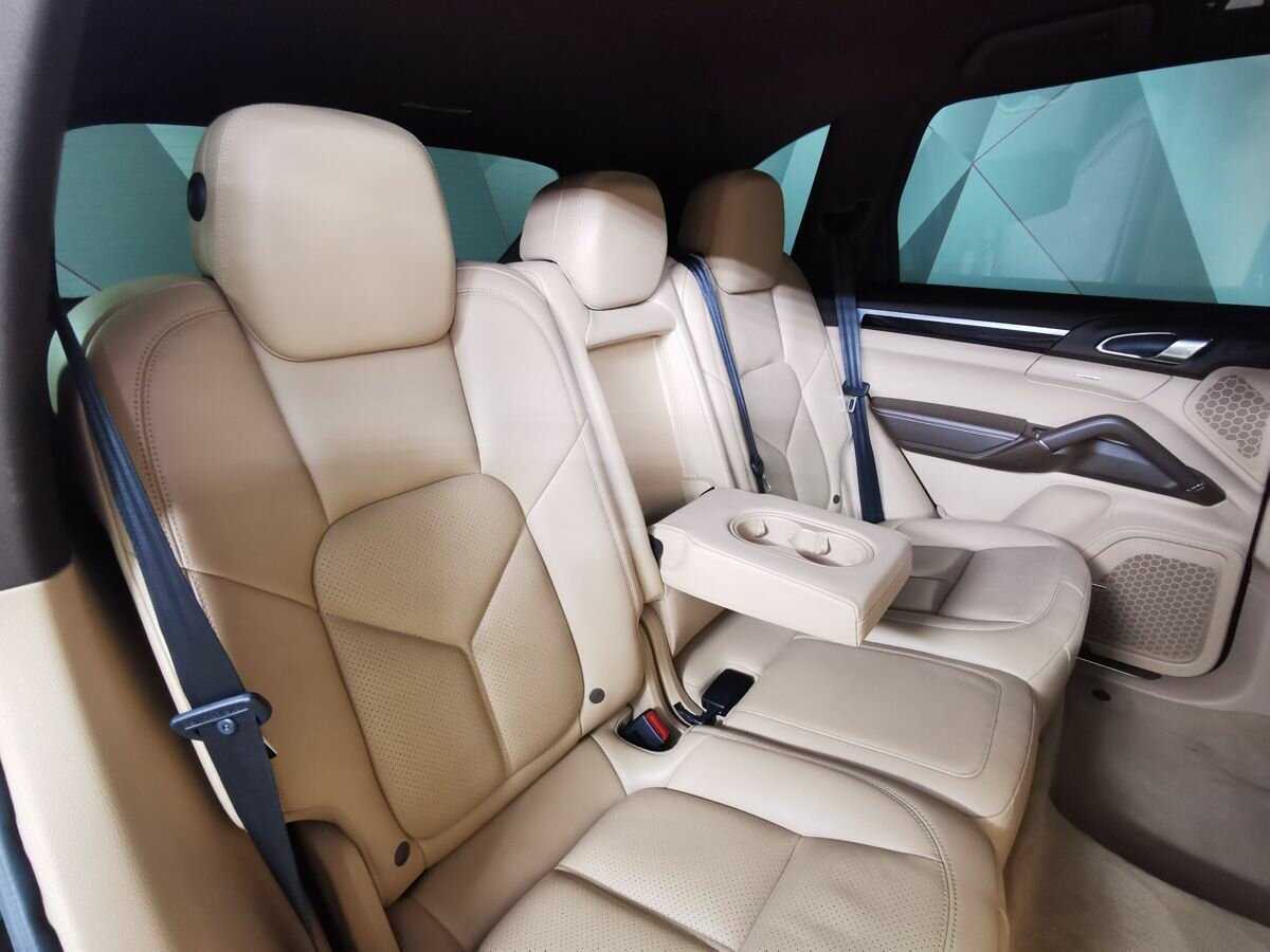 Купить Porsche Cayenne с пробегом. Фото: #12