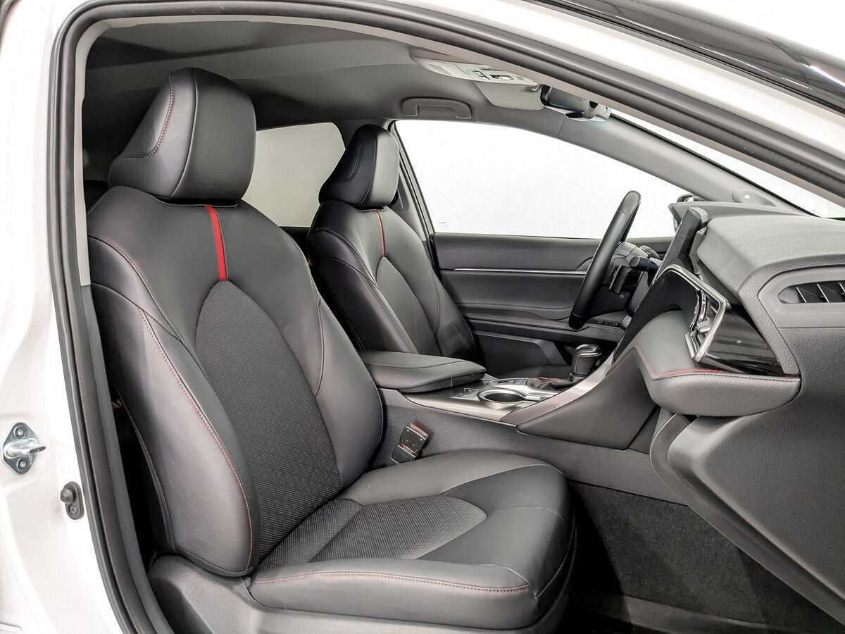 Купить Toyota Camry с пробегом. Фото: #23