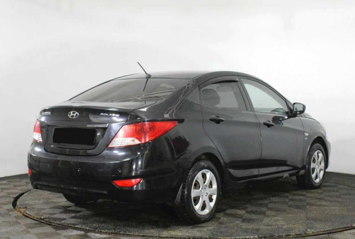 Купить Hyundai Solaris с пробегом. Фото: #4