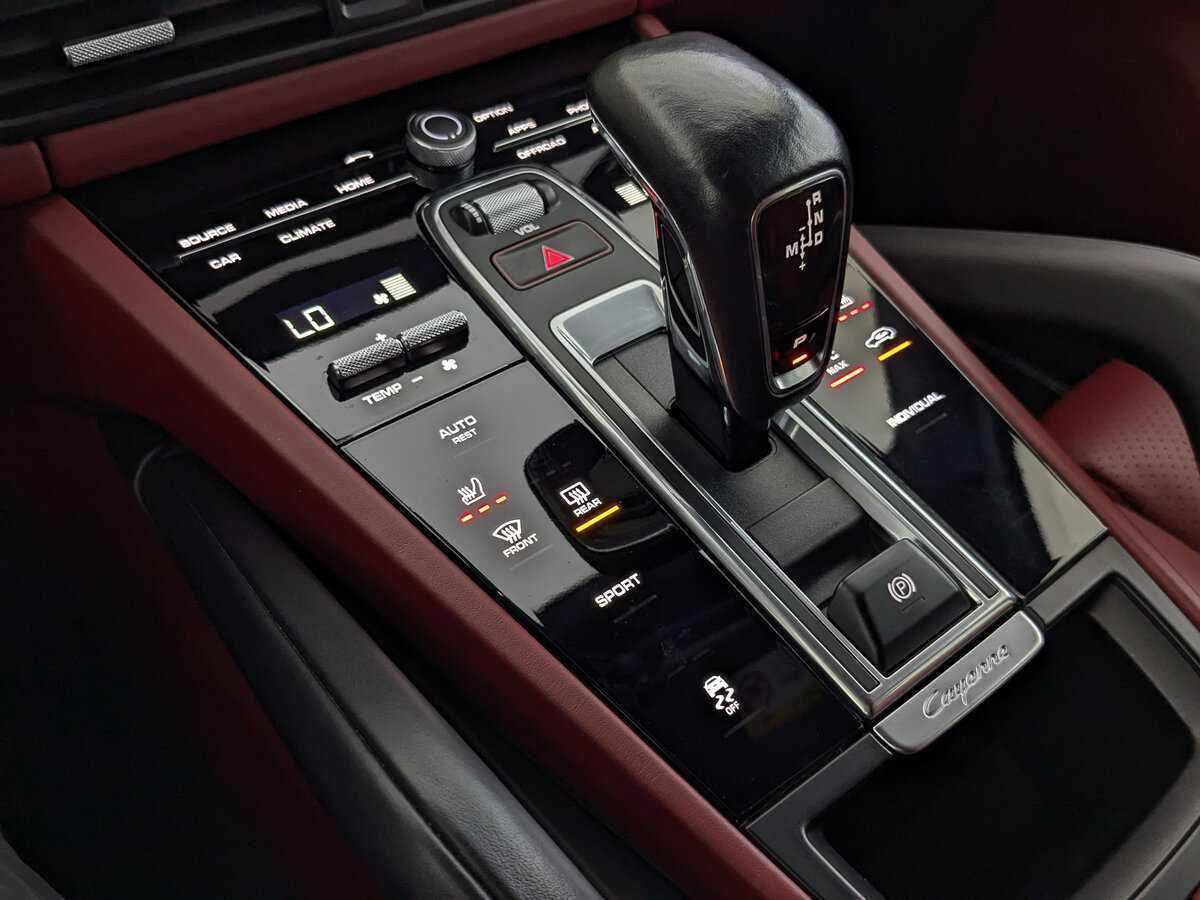 Купить Porsche Cayenne с пробегом. Фото: #20