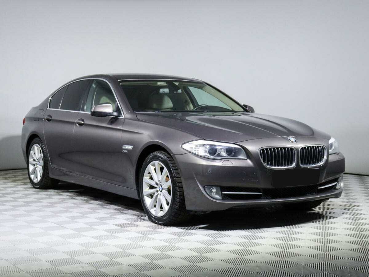 Купить BMW 5 серии с пробегом. Фото: #2