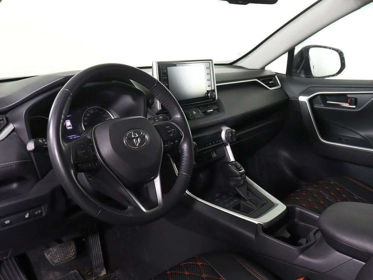 Купить Toyota RAV4 с пробегом. Фото: #12