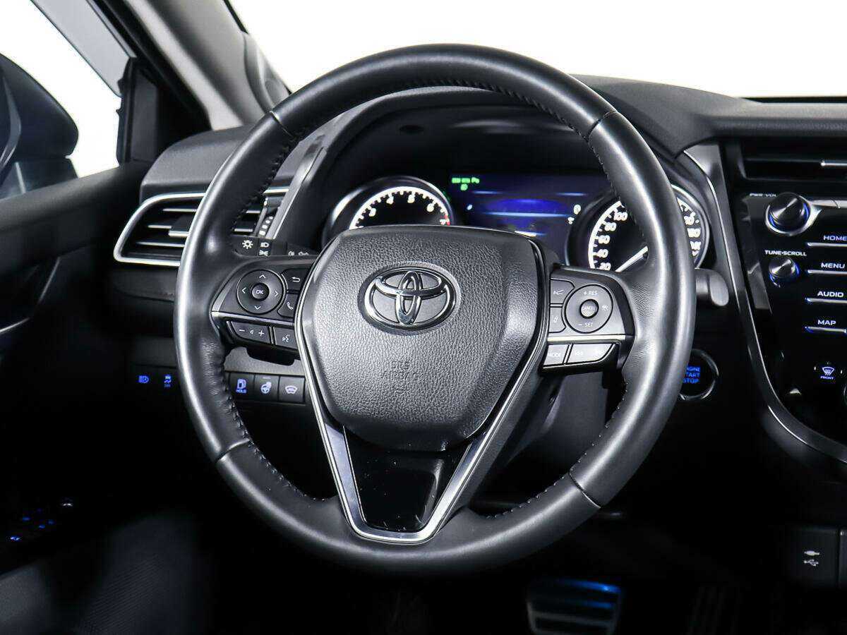 Купить Toyota Camry с пробегом. Фото: #11