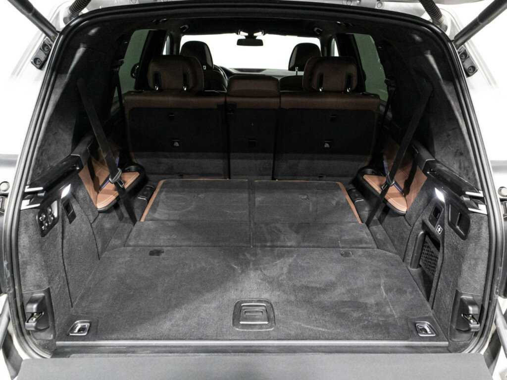 Купить BMW X7 с пробегом. Фото: #14