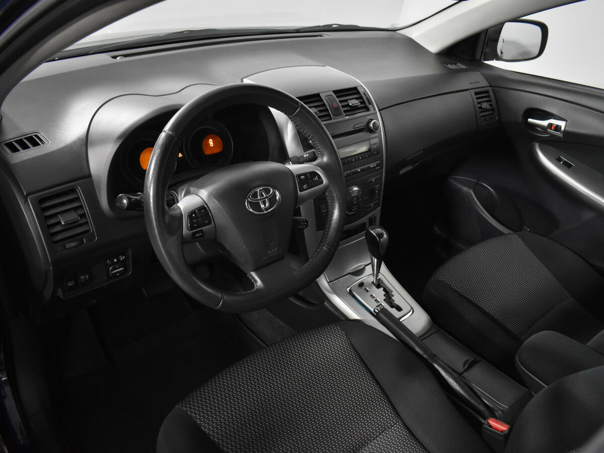 Купить Toyota Corolla с пробегом. Фото: #4