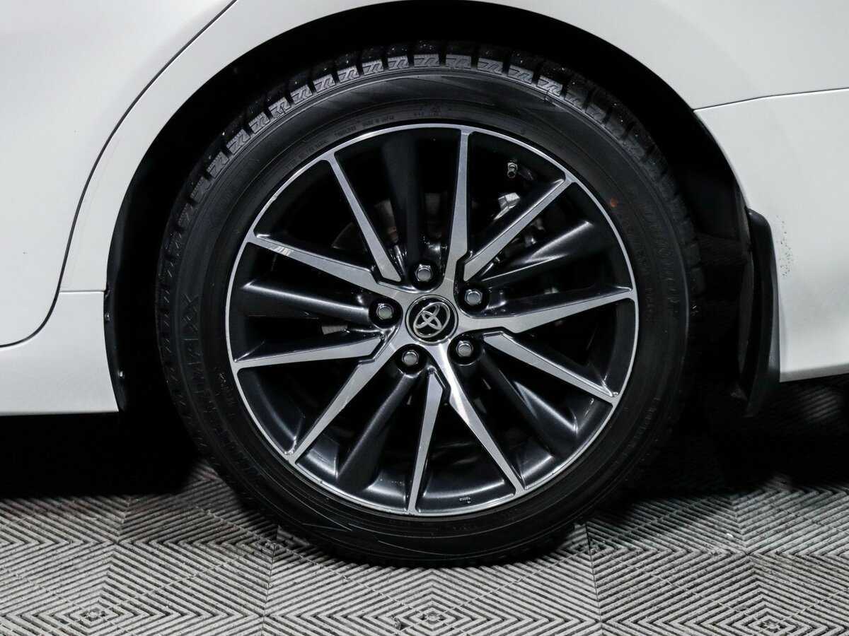 Купить Toyota Camry с пробегом. Фото: #14