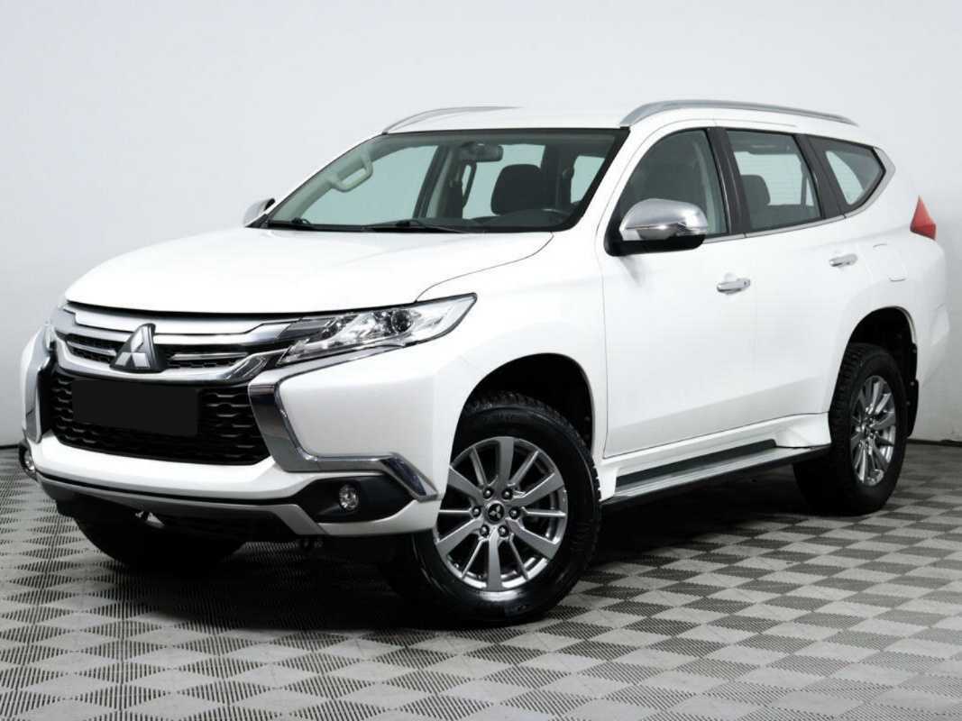 Купить Mitsubishi Pajero Sport с пробегом. Фото: #0