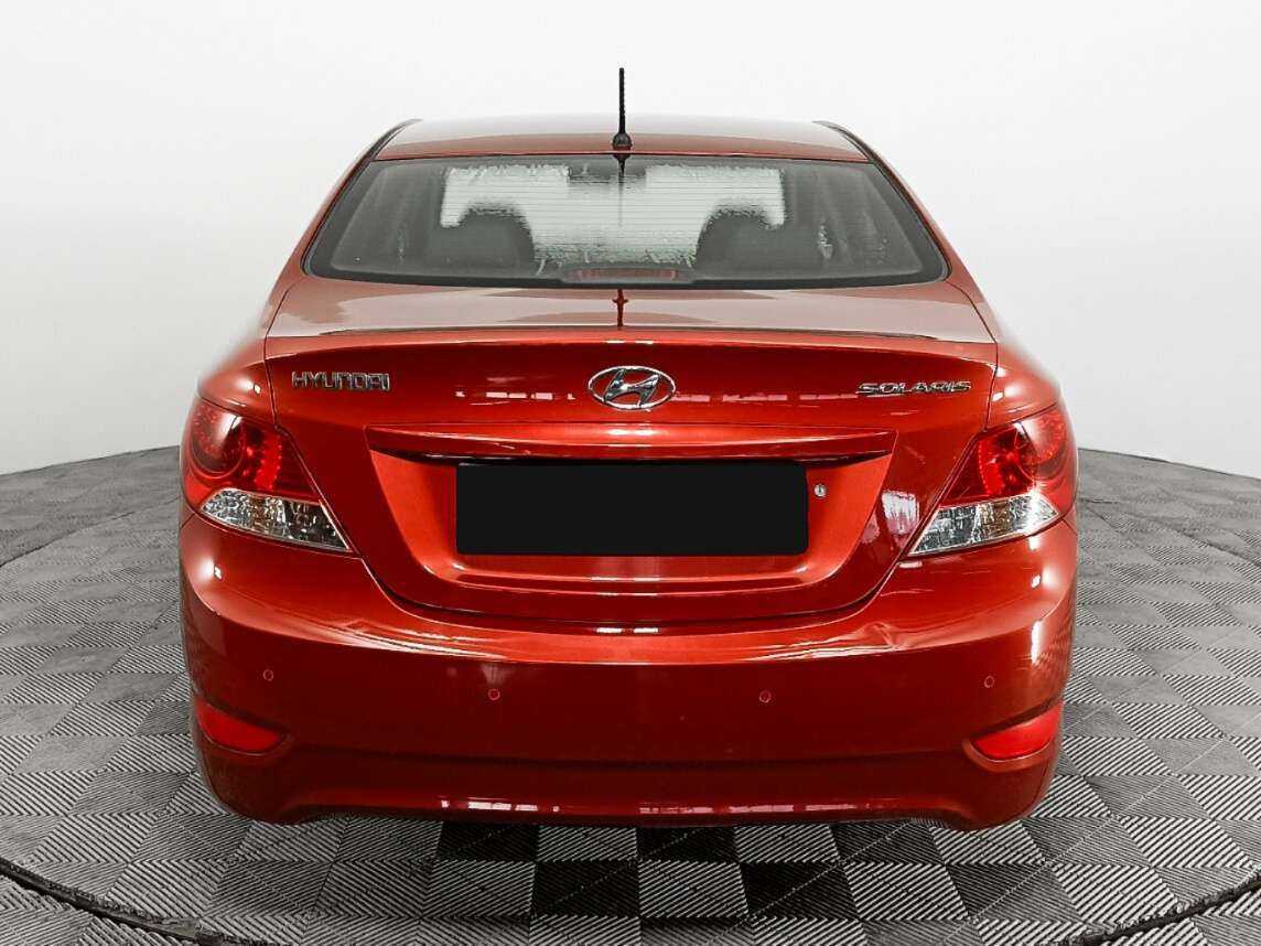 Купить Hyundai Solaris с пробегом. Фото: #4