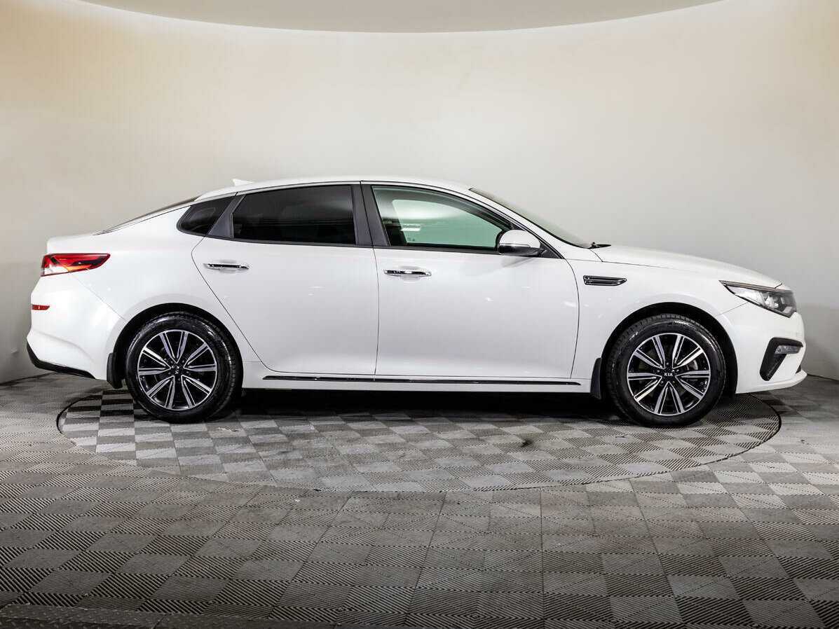 Купить Kia Optima с пробегом. Фото: #3