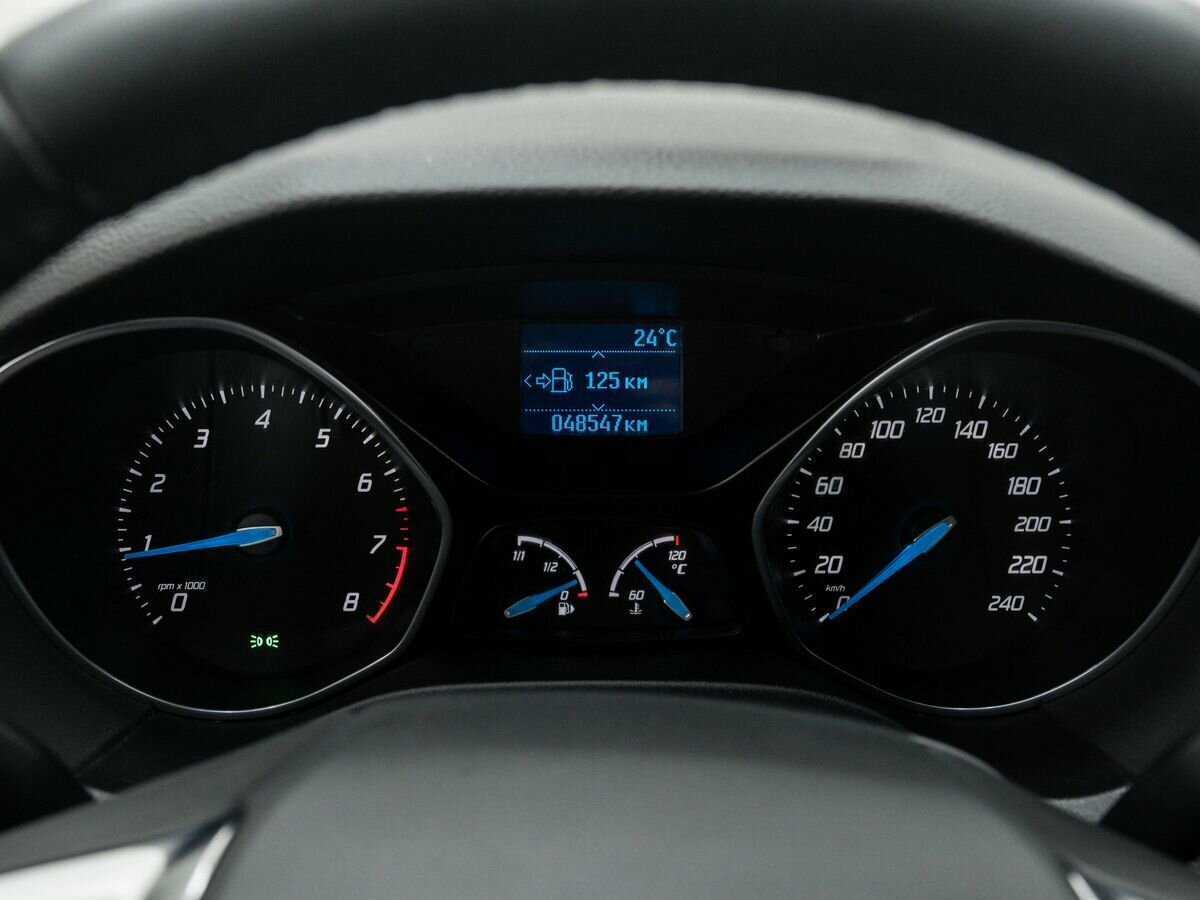Купить Ford Focus с пробегом. Фото: #17