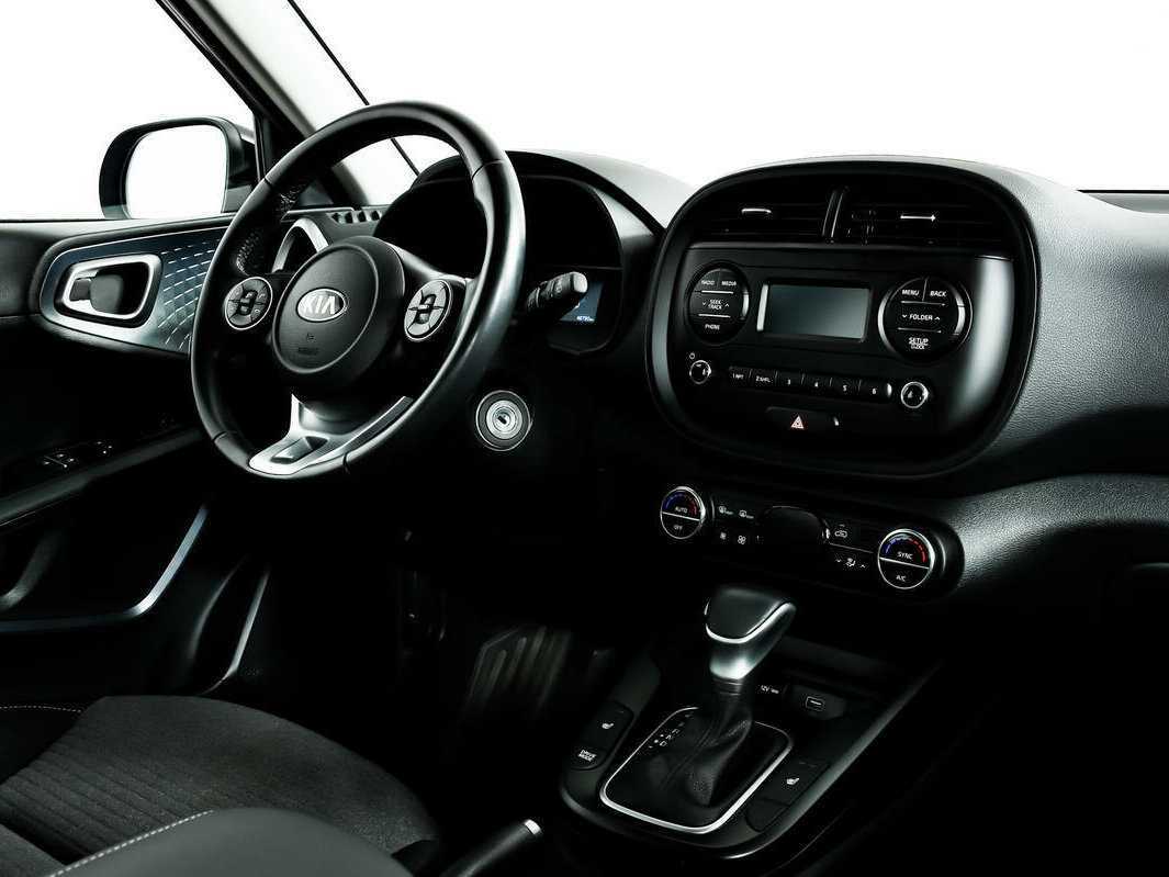 Купить Kia Soul с пробегом. Фото: #8