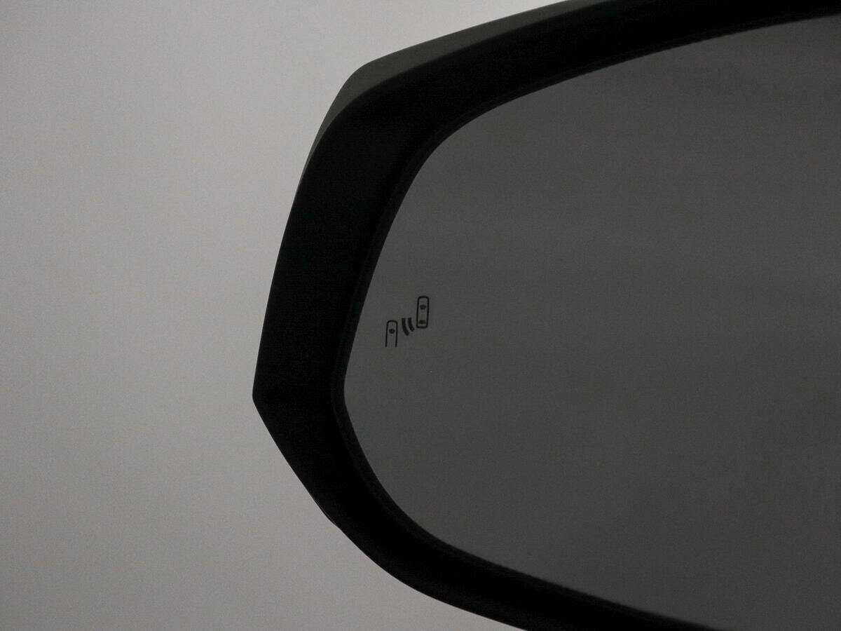 Купить Toyota RAV4 с пробегом. Фото: #17