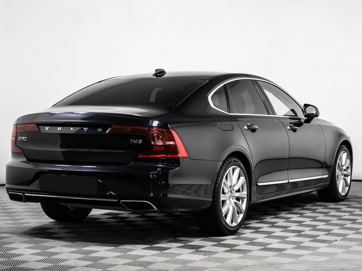 Купить Volvo S90 с пробегом. Фото: #4