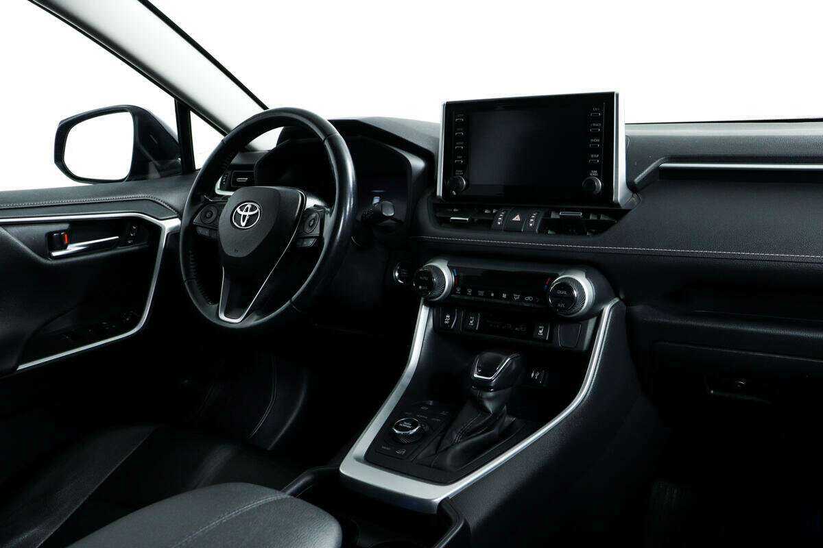 Купить Toyota RAV4 с пробегом. Фото: #8