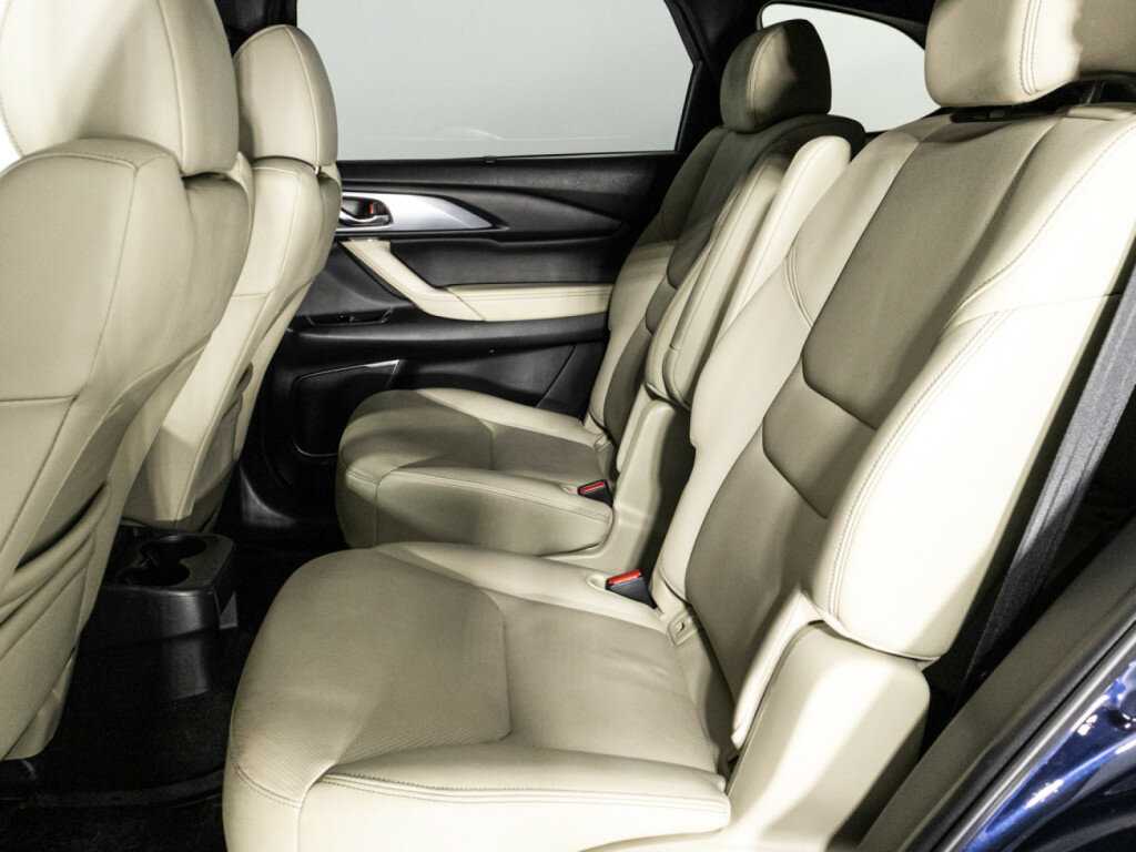 Купить Mazda CX-9 с пробегом. Фото: #8