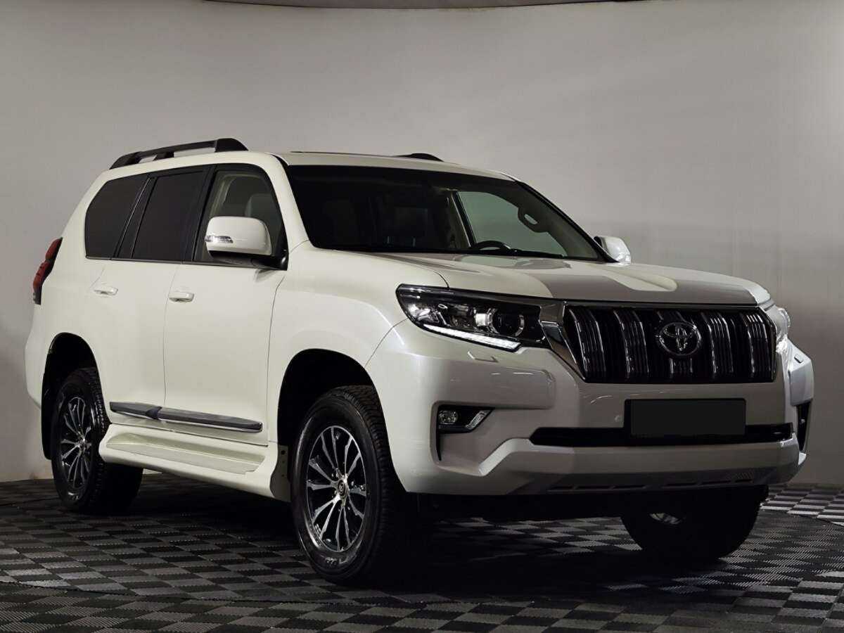 Купить Toyota Land Cruiser Prado с пробегом. Фото: #1