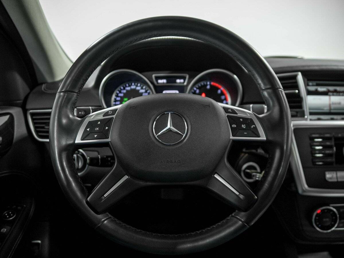 Купить Mercedes-Benz GL-Класс с пробегом. Фото: #8