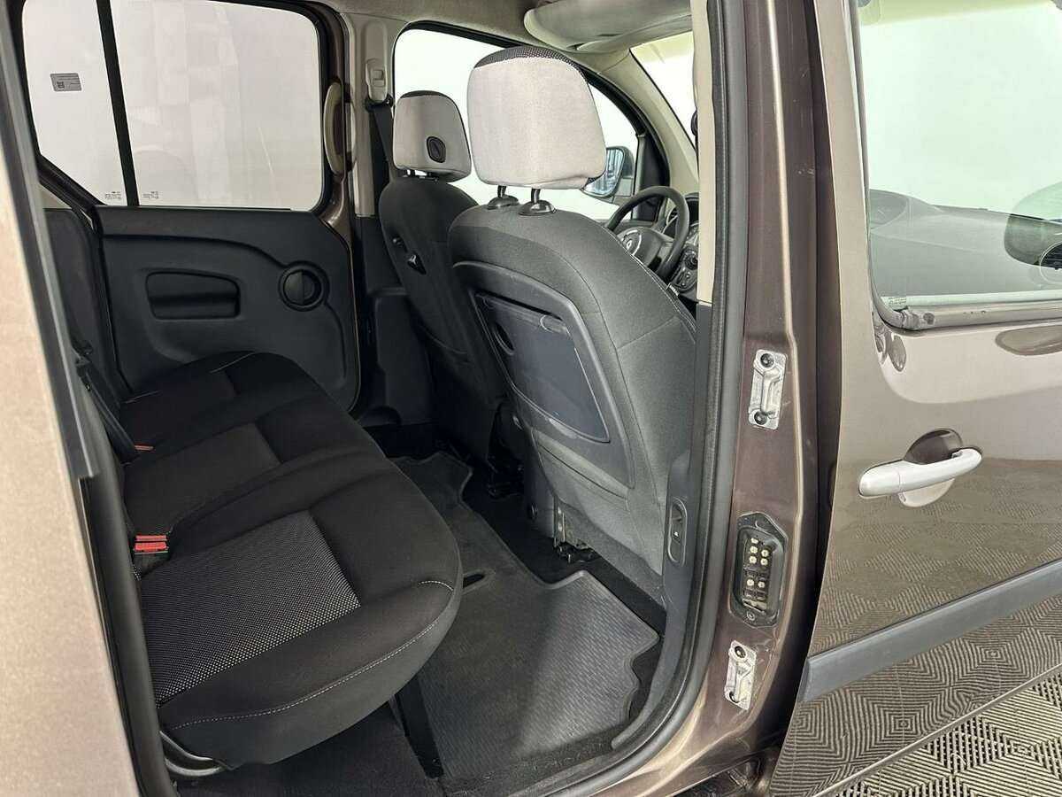 Купить Renault Kangoo с пробегом. Фото: #15
