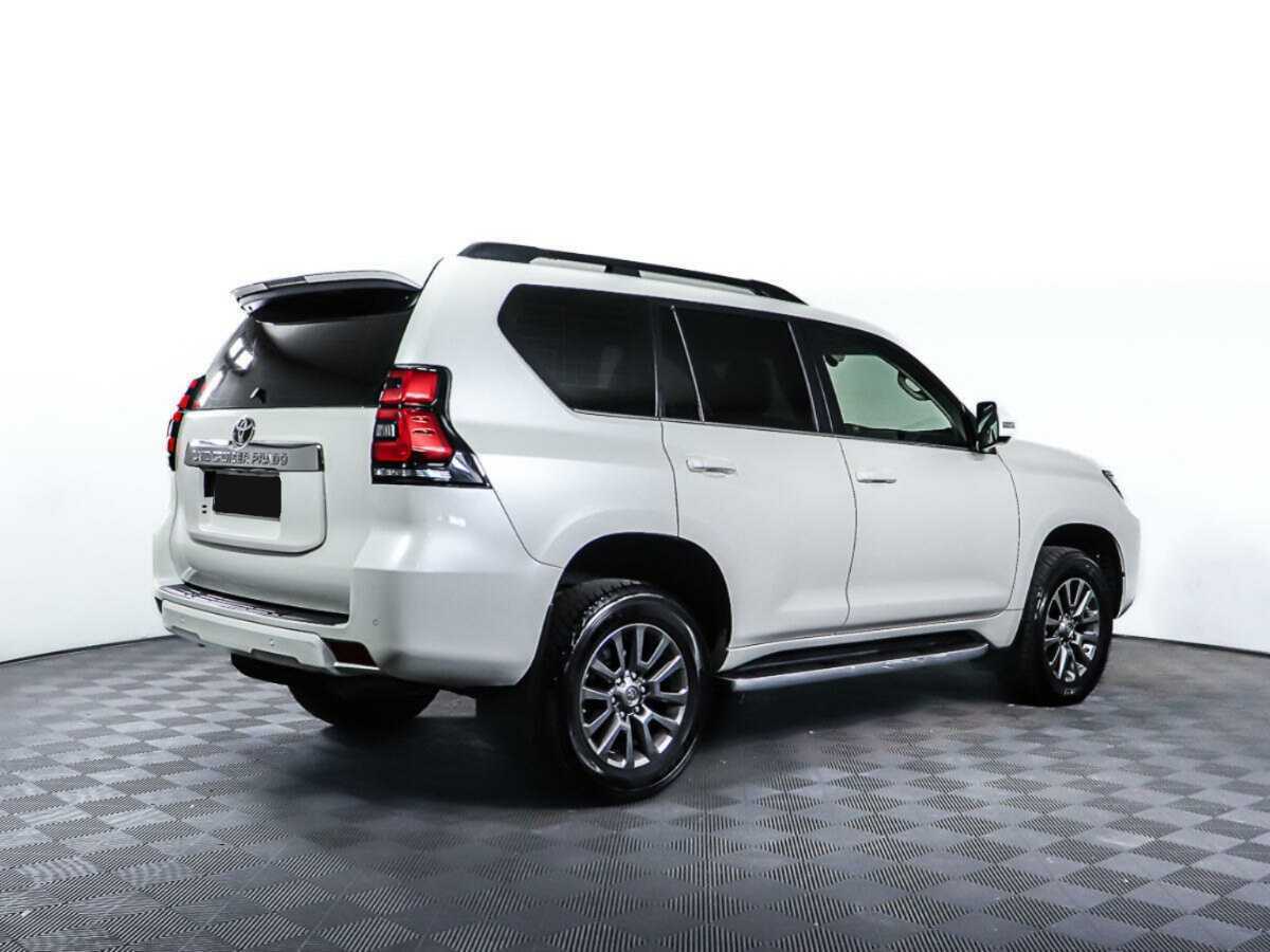 Купить Toyota Land Cruiser Prado с пробегом. Фото: #4