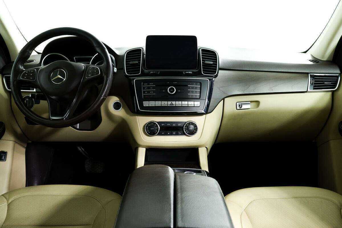 Купить Mercedes-Benz GLE с пробегом. Фото: #10