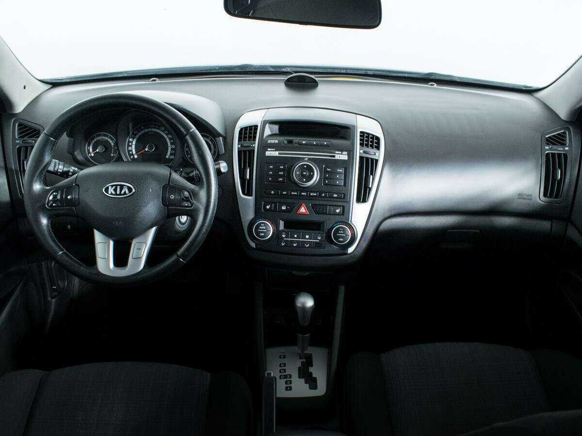 Купить Kia Ceed с пробегом. Фото: #11