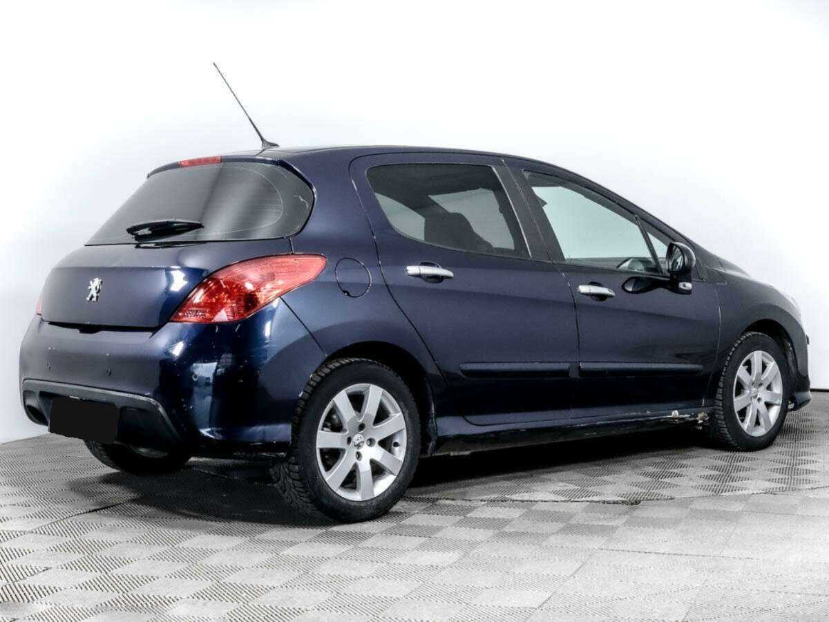 Купить Peugeot 308 с пробегом. Фото: #2