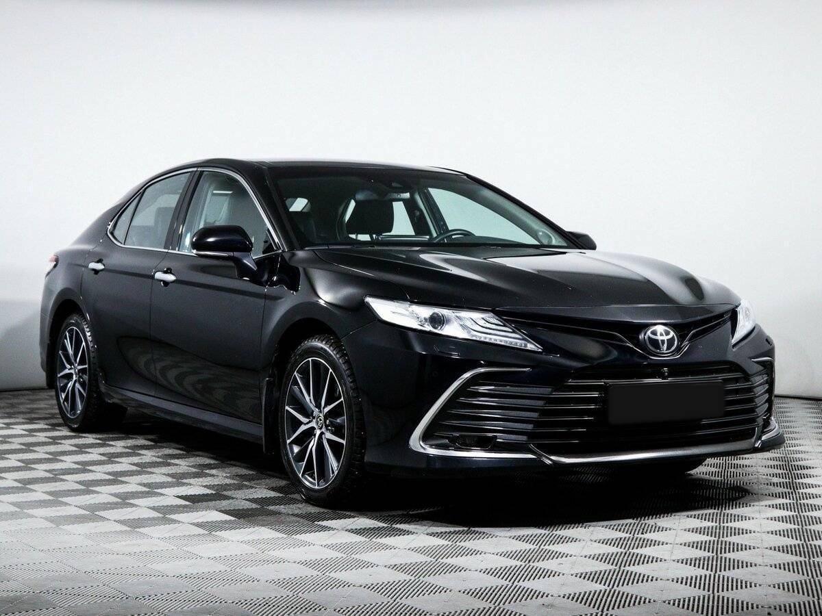 Купить Toyota Camry с пробегом. Фото: #1