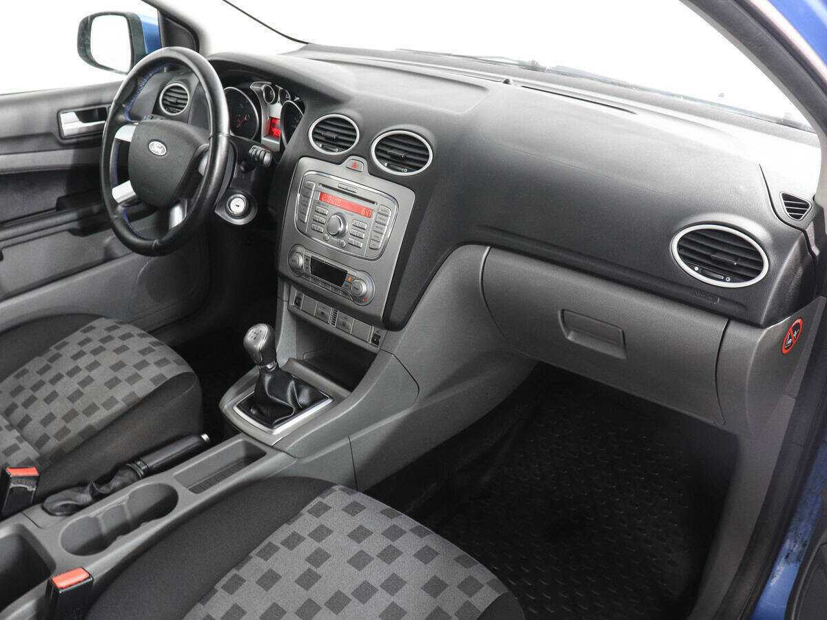 Купить Ford Focus с пробегом. Фото: #9