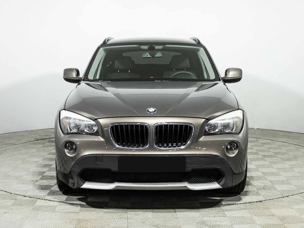 Купить BMW X1 с пробегом. Фото: #1