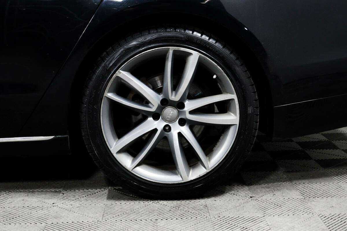 Купить Audi A8 с пробегом. Фото: #12