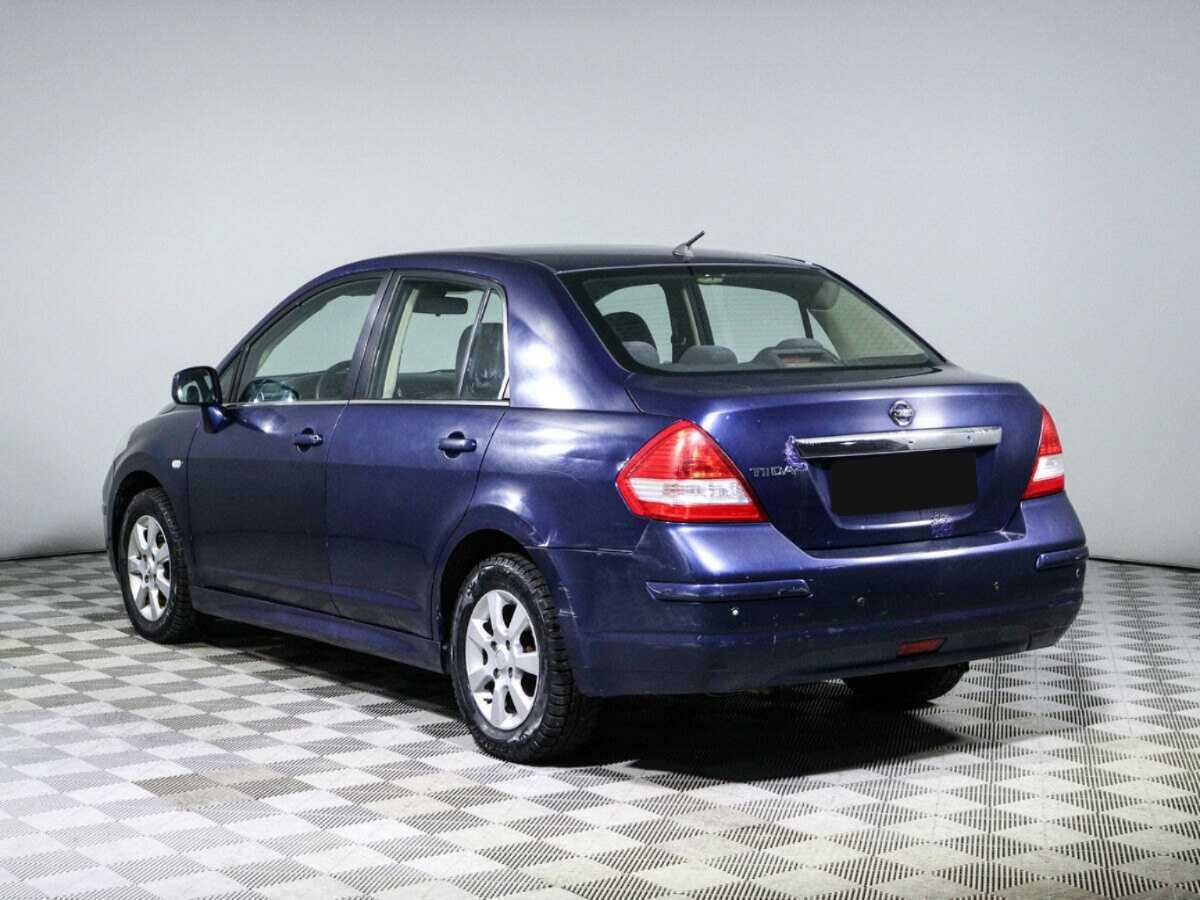 Купить Nissan Tiida с пробегом. Фото: #6