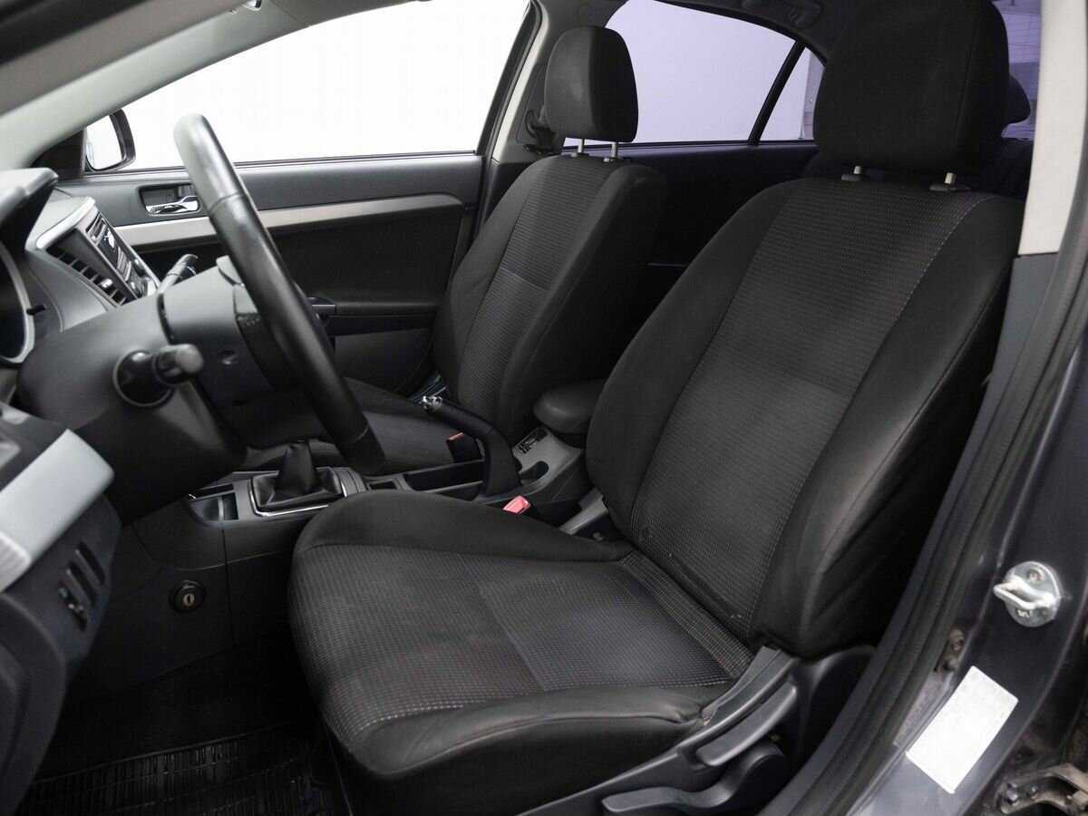 Купить Mitsubishi Lancer с пробегом. Фото: #7