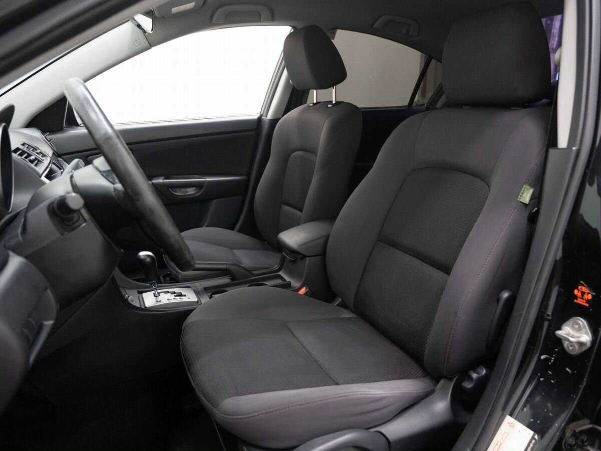 Купить Mazda 3 с пробегом. Фото: #7