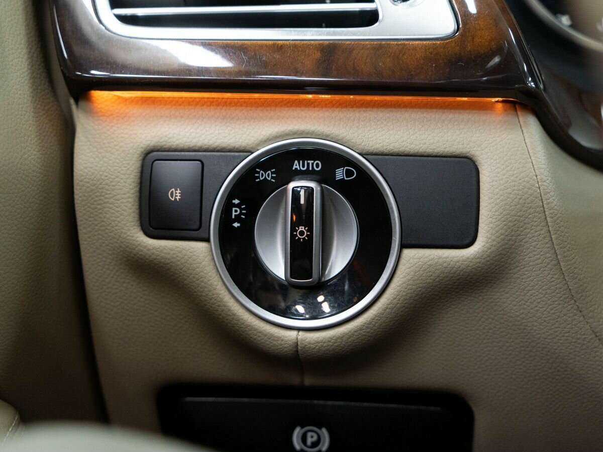 Купить Mercedes-Benz CLS с пробегом. Фото: #17