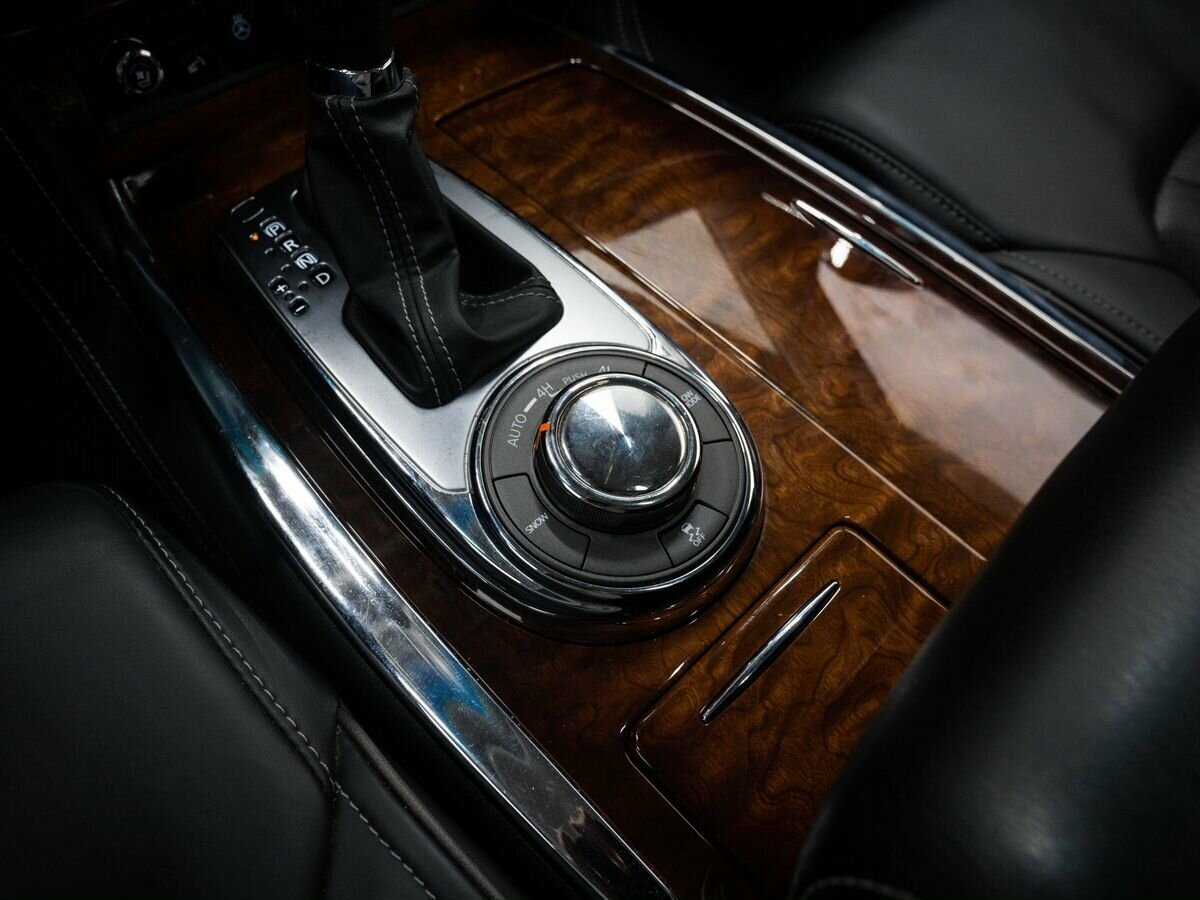 Купить Infiniti QX80 с пробегом. Фото: #23