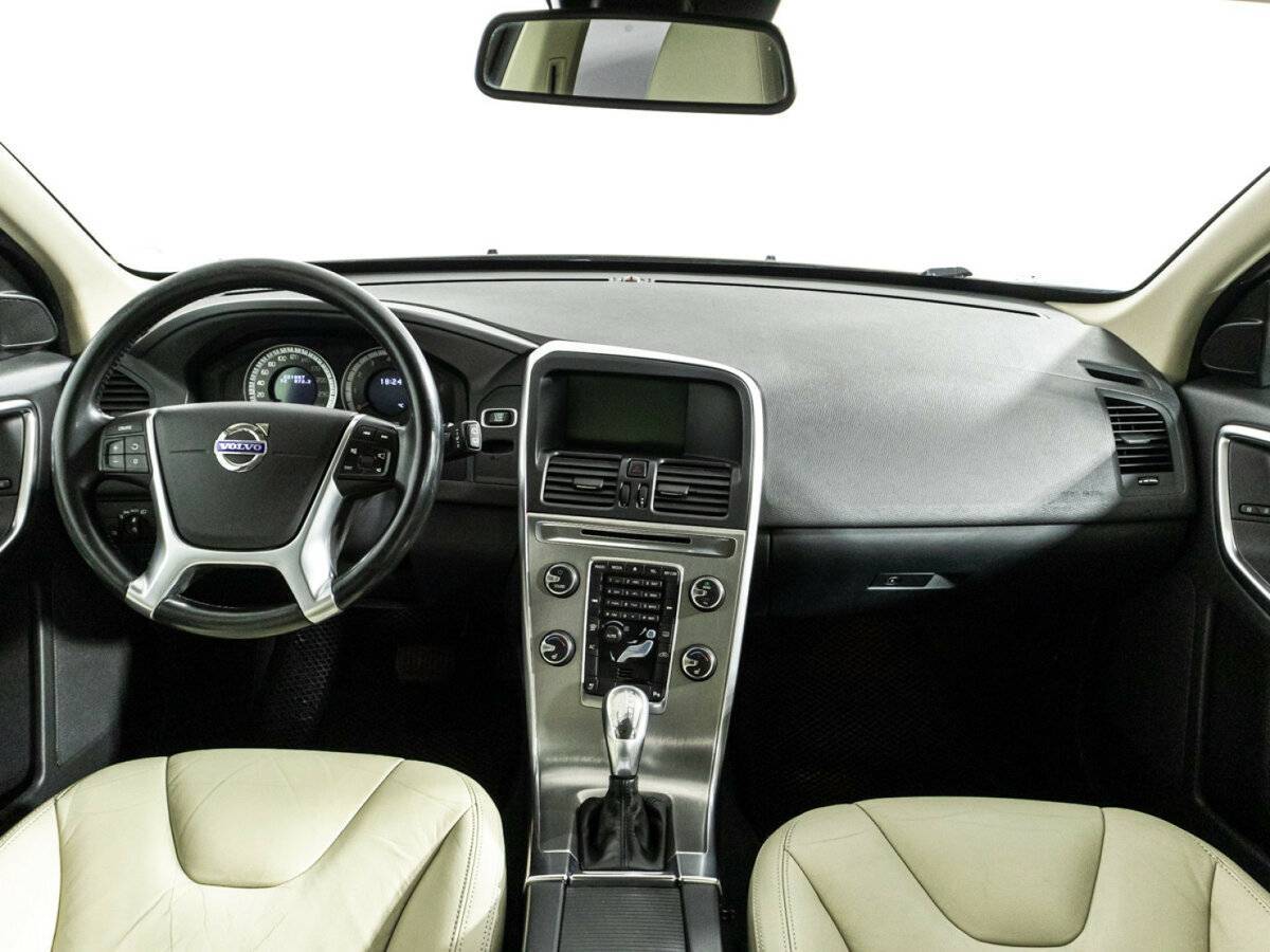 Купить Volvo XC60 с пробегом. Фото: #12