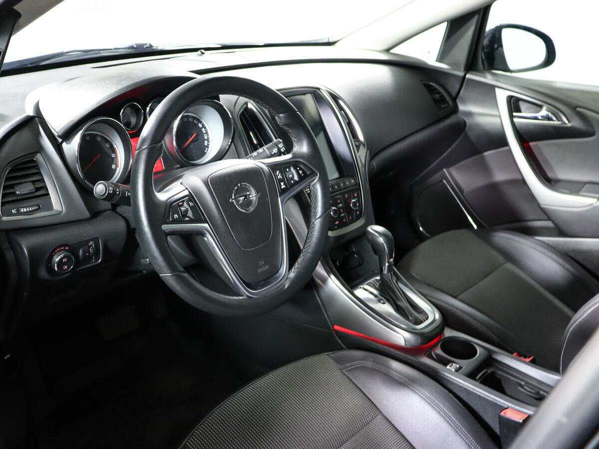 Купить Opel Astra с пробегом. Фото: #11
