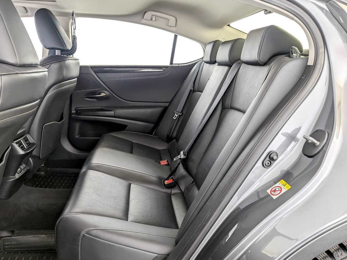 Купить Lexus ES с пробегом. Фото: #11