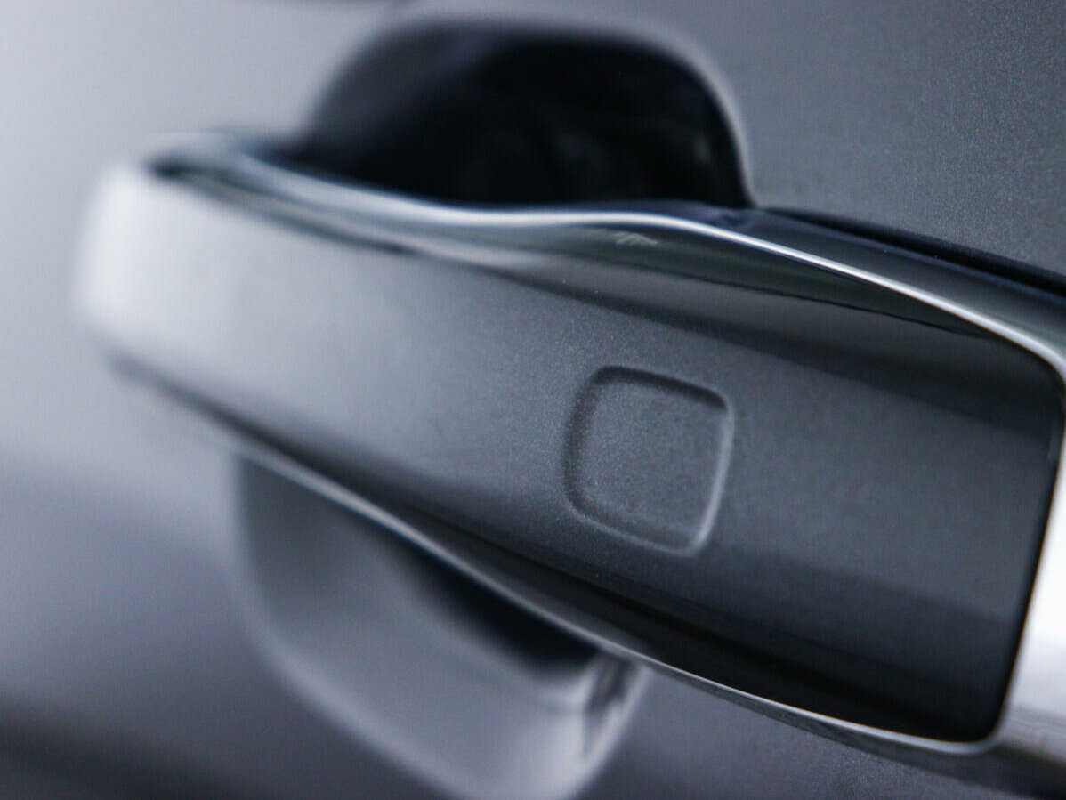 Купить Volvo XC90 с пробегом. Фото: #16