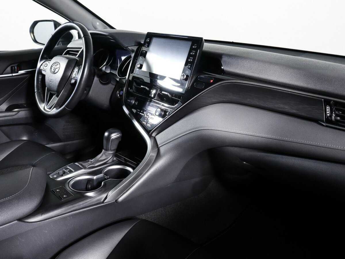 Купить Toyota Camry с пробегом. Фото: #5
