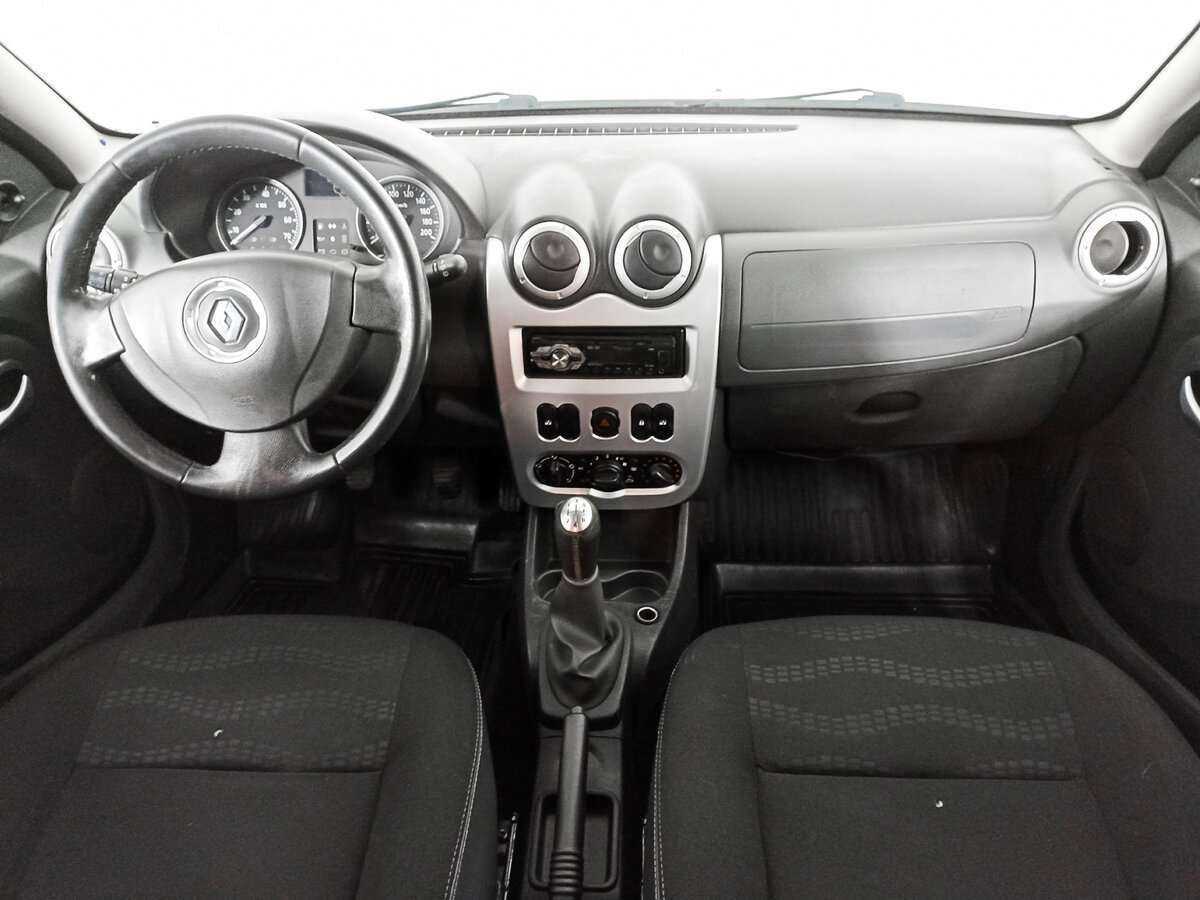 Купить Renault Sandero с пробегом. Фото: #11