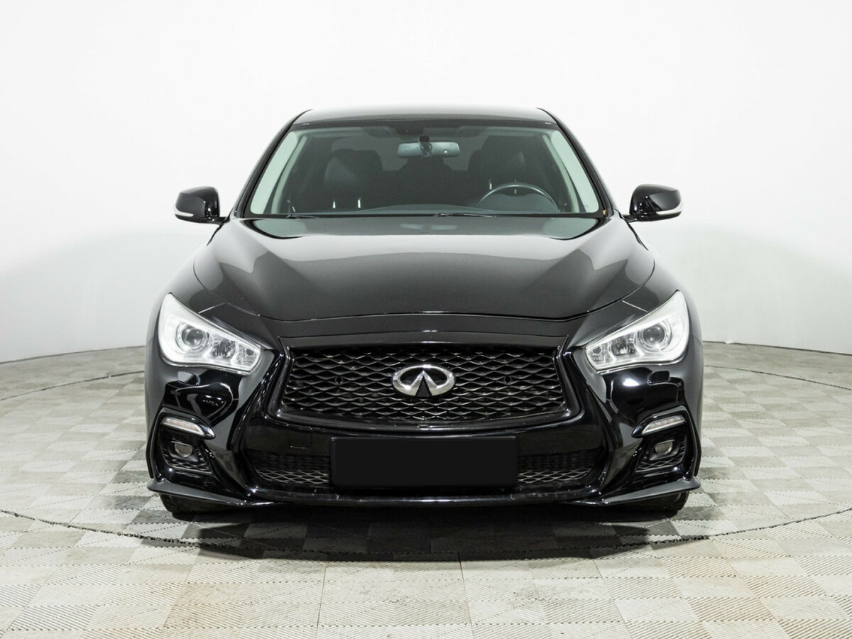Купить Infiniti Q50 с пробегом. Фото: #1