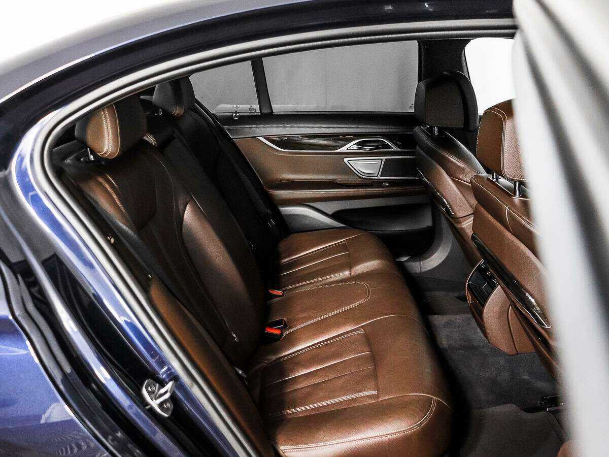Купить BMW 7 серии с пробегом. Фото: #15