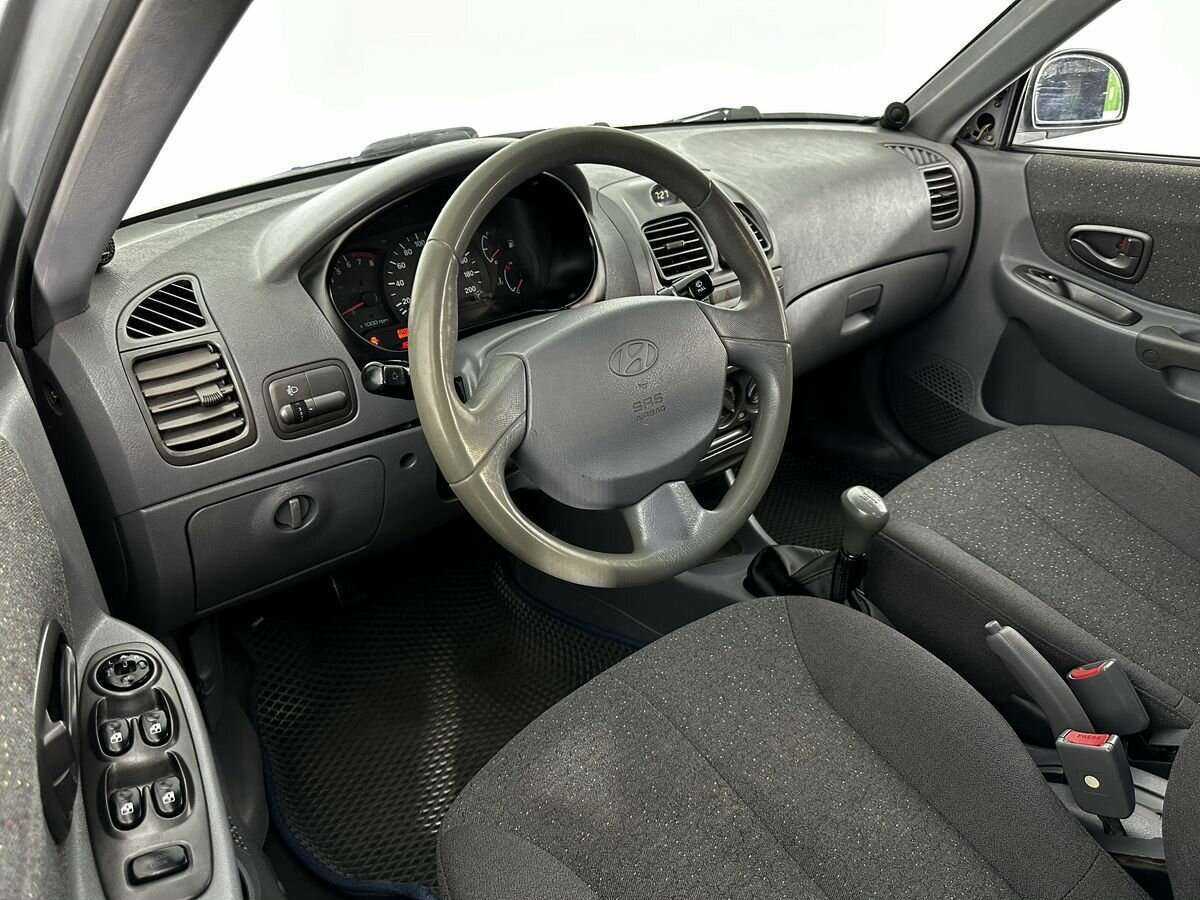 Купить Hyundai Accent с пробегом. Фото: #5