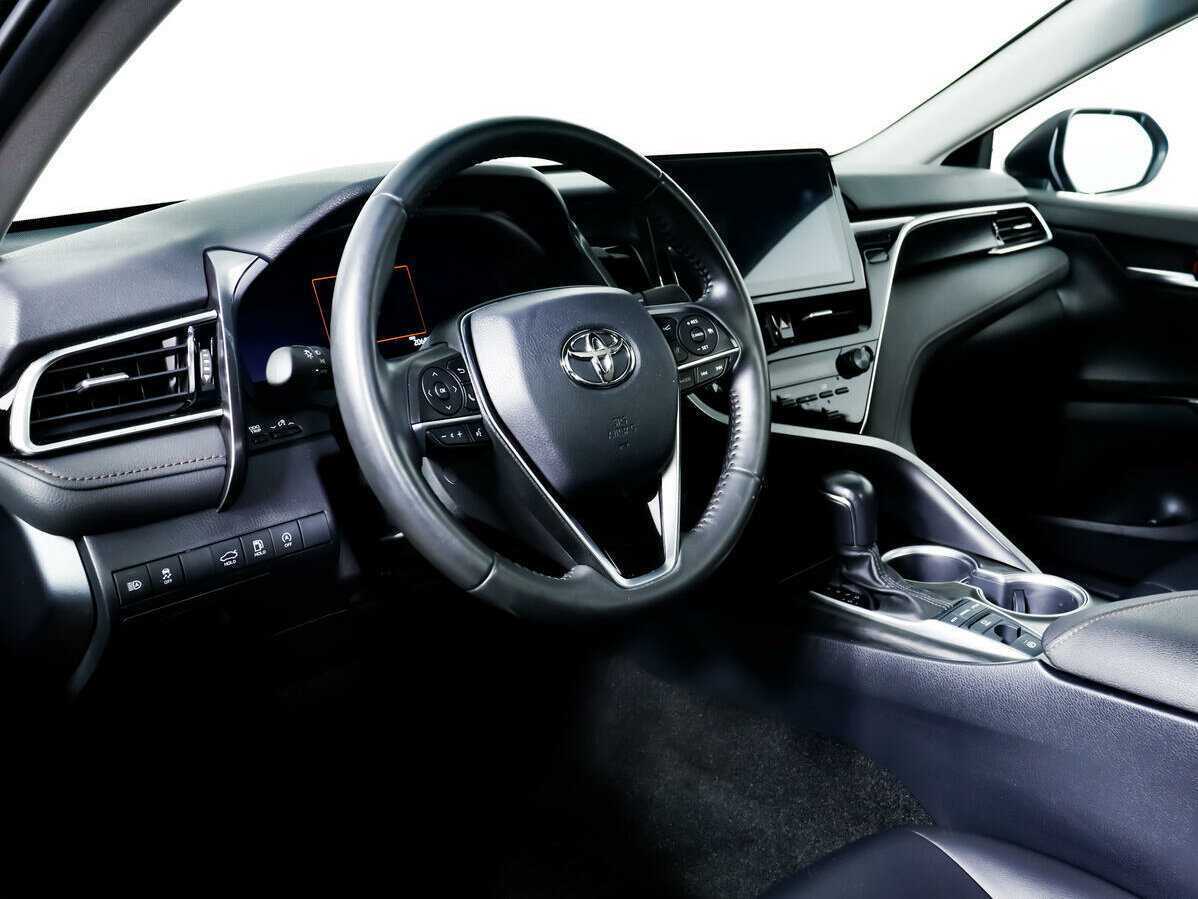 Купить Toyota Camry с пробегом. Фото: #12